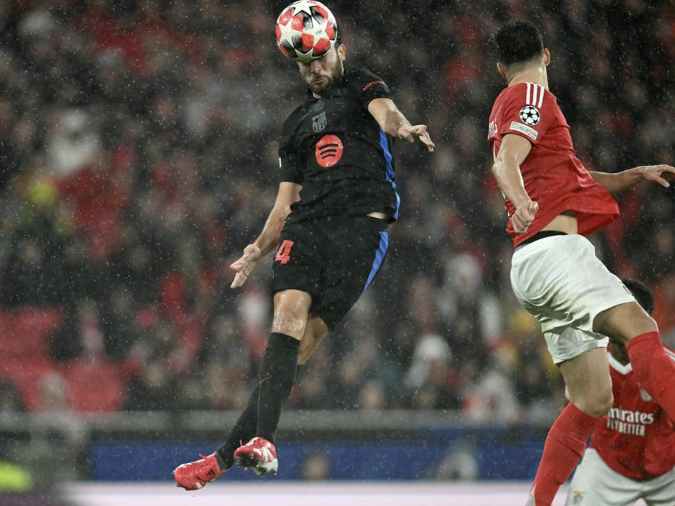 英雄联盟平台 -葡萄牙体育主场大胜曼城